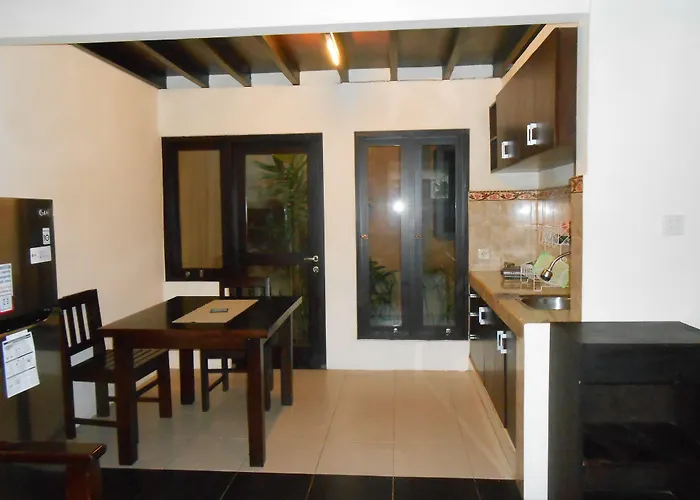 Praschita Bali Pensión 2*