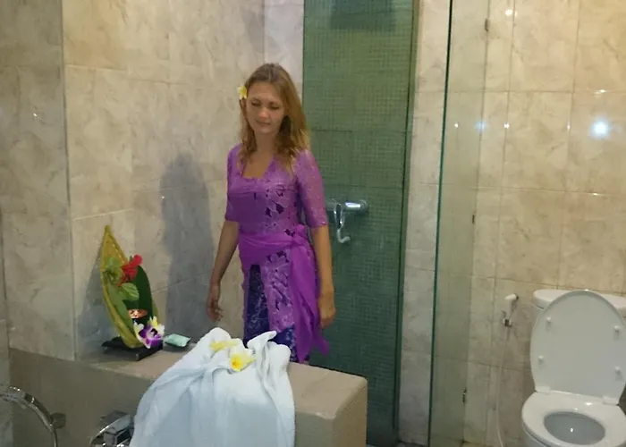 Praschita Bali Pensión 2*
